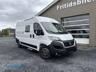 2024 - Hymer Yosemite Hymer Yosemite med alt udstyr under 6 m med langsgående senge