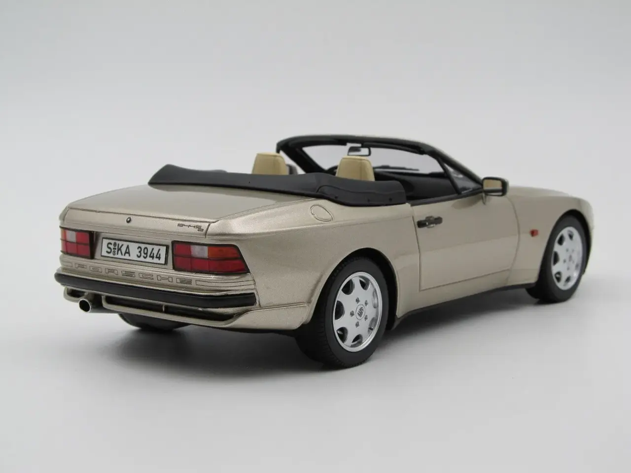 Billede 4 - 1989 Porsche 944 S2 Cabriolet - 1:18  
