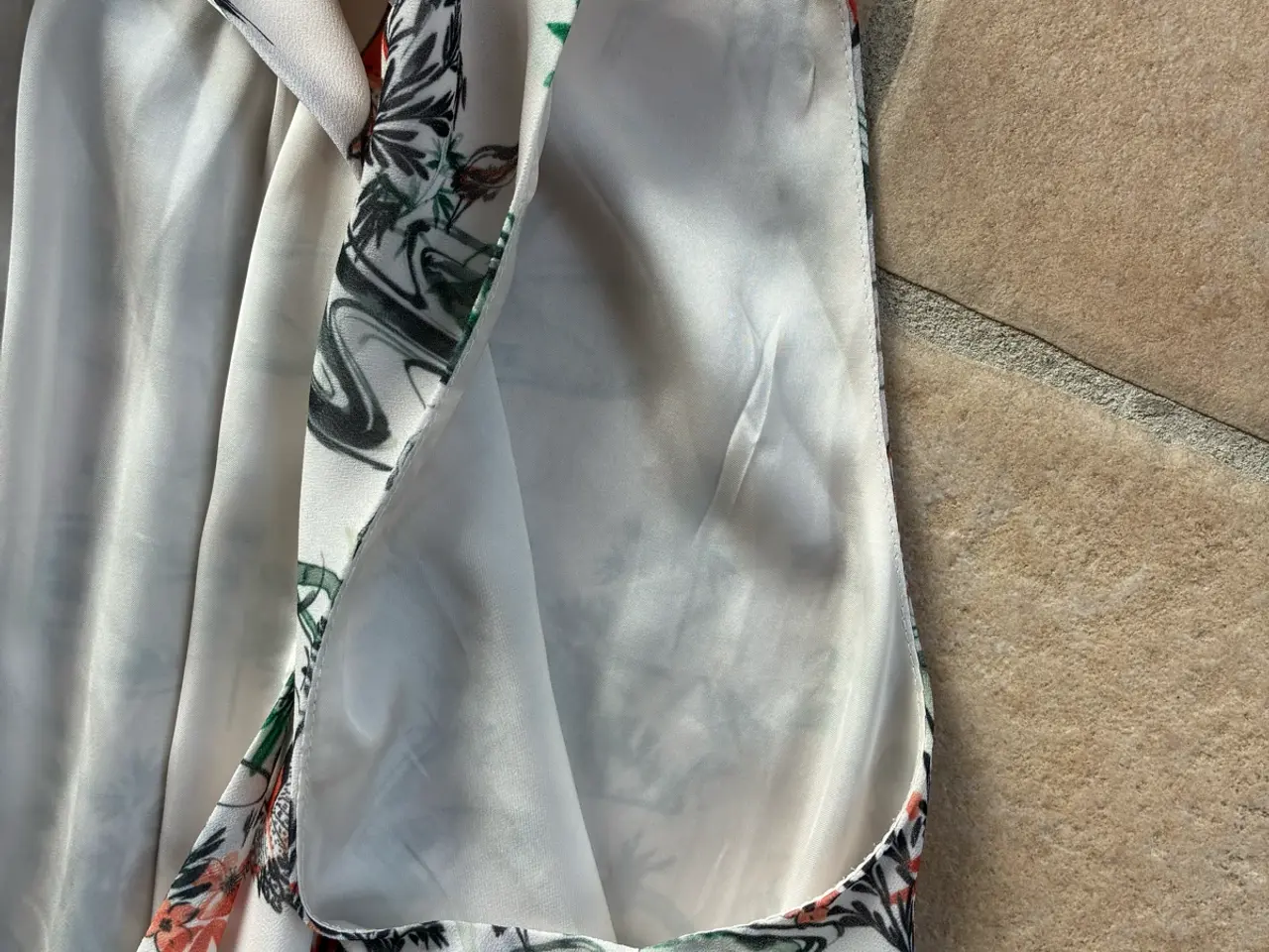 Billede 7 - H&M kjole str. 44