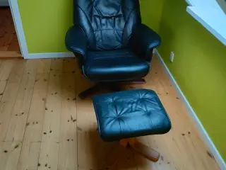 Lænestol +fodskammel 