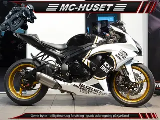 Suzuki GSXR 750