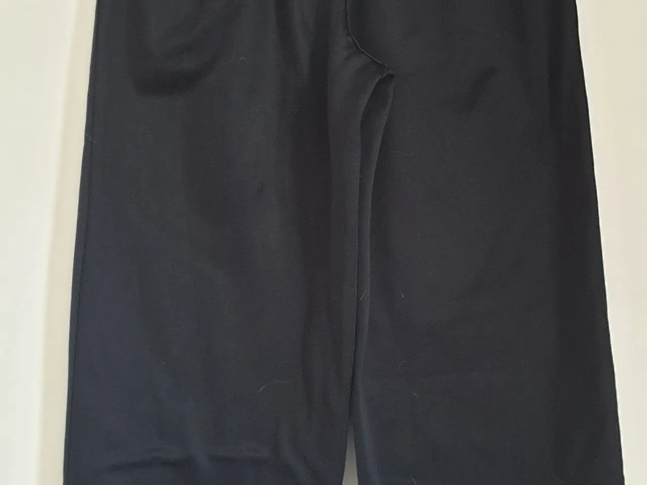 Billede 2 - Joggingbukser str 10 år