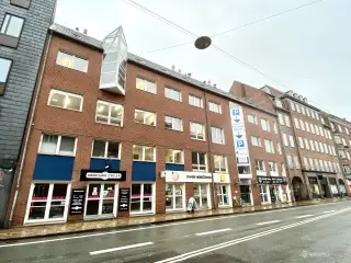 Erhvervslejemål på Nørregade – 109 m² til liberalt erhverv i Odense C