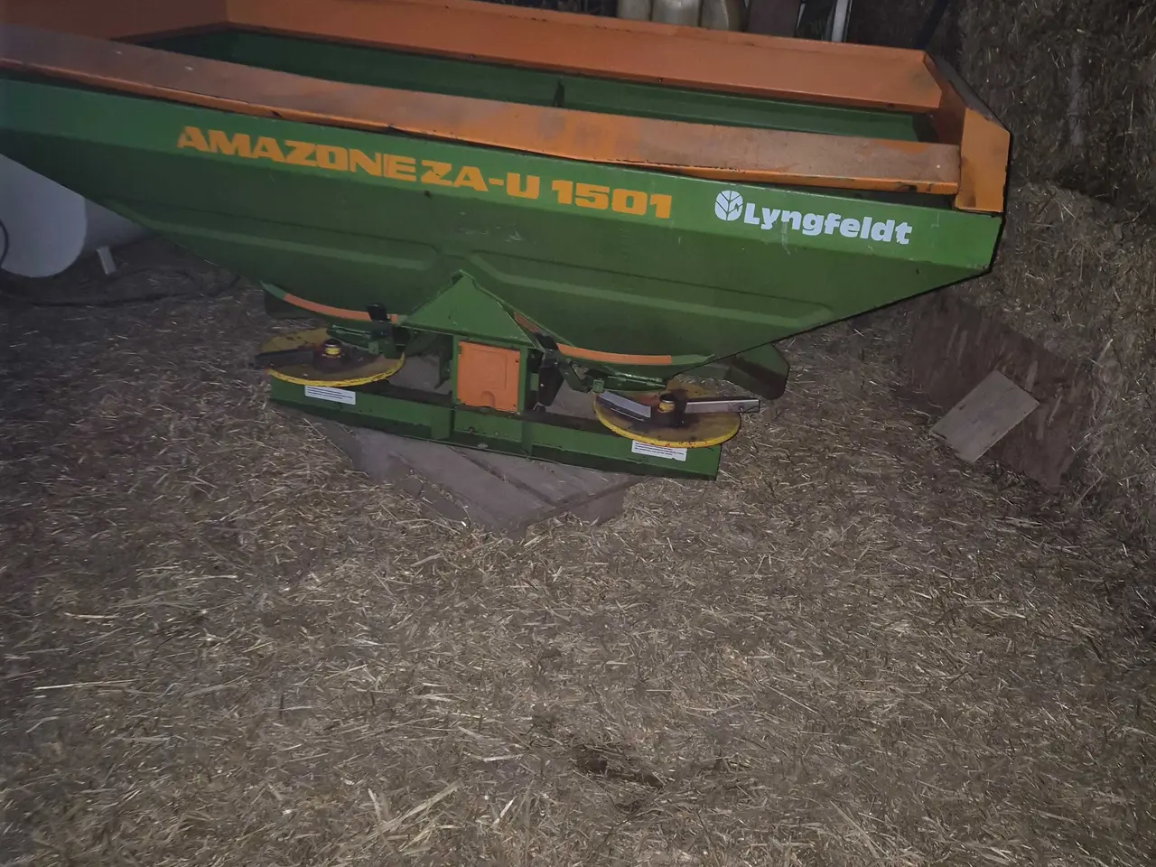 Billede 4 - Amazone Gødningsspreder