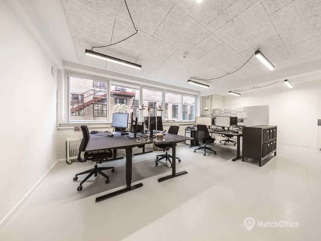 Billede 4 - Lyst stuelejemål med showroom