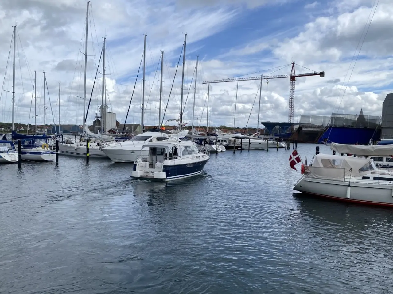 Billede 1 - Stor bådplads i Assens Marina