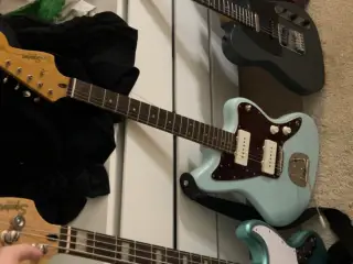  4 guitarer sælges også hvis kun vil ha 1