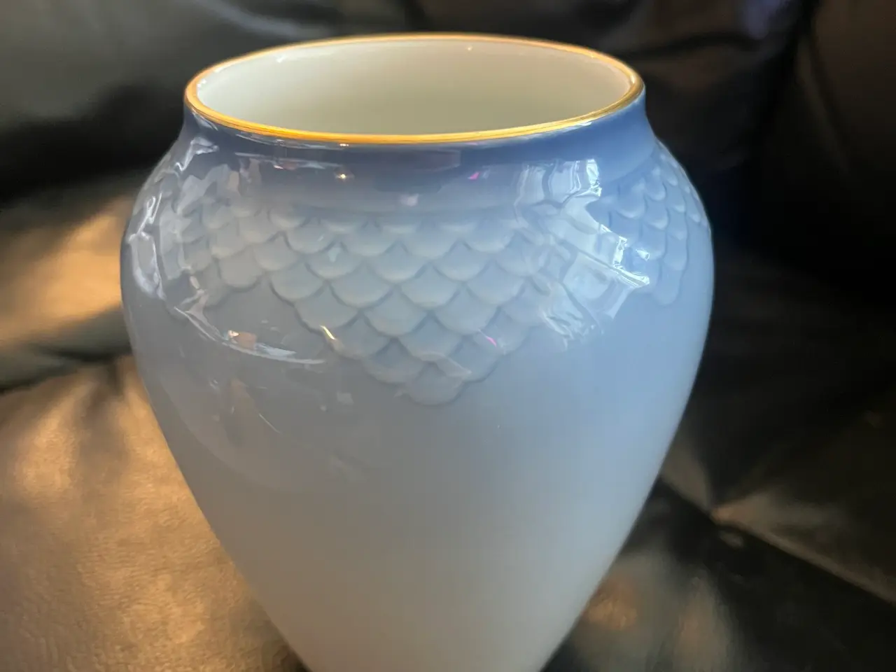 Billede 2 - Vase m. Guldkant fra mågestellet