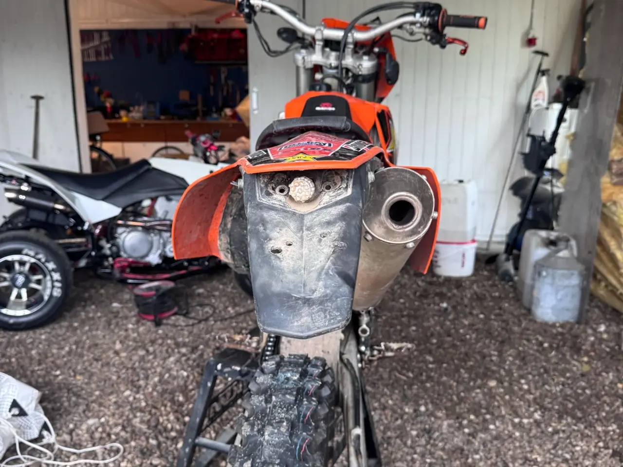 Billede 3 - Ktm 525 exc kan komme plader på 