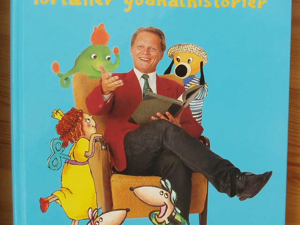 Billede 1 - Sigurd fortæller godnathistorier