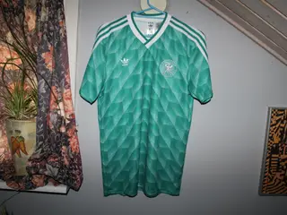 Germany 1990 udebanetrøje