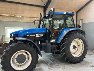 New Holland TM 150