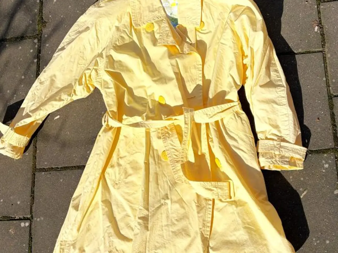 Billede 3 - Fin og elegant sommerfrakke /trechcoat /cottoncoat