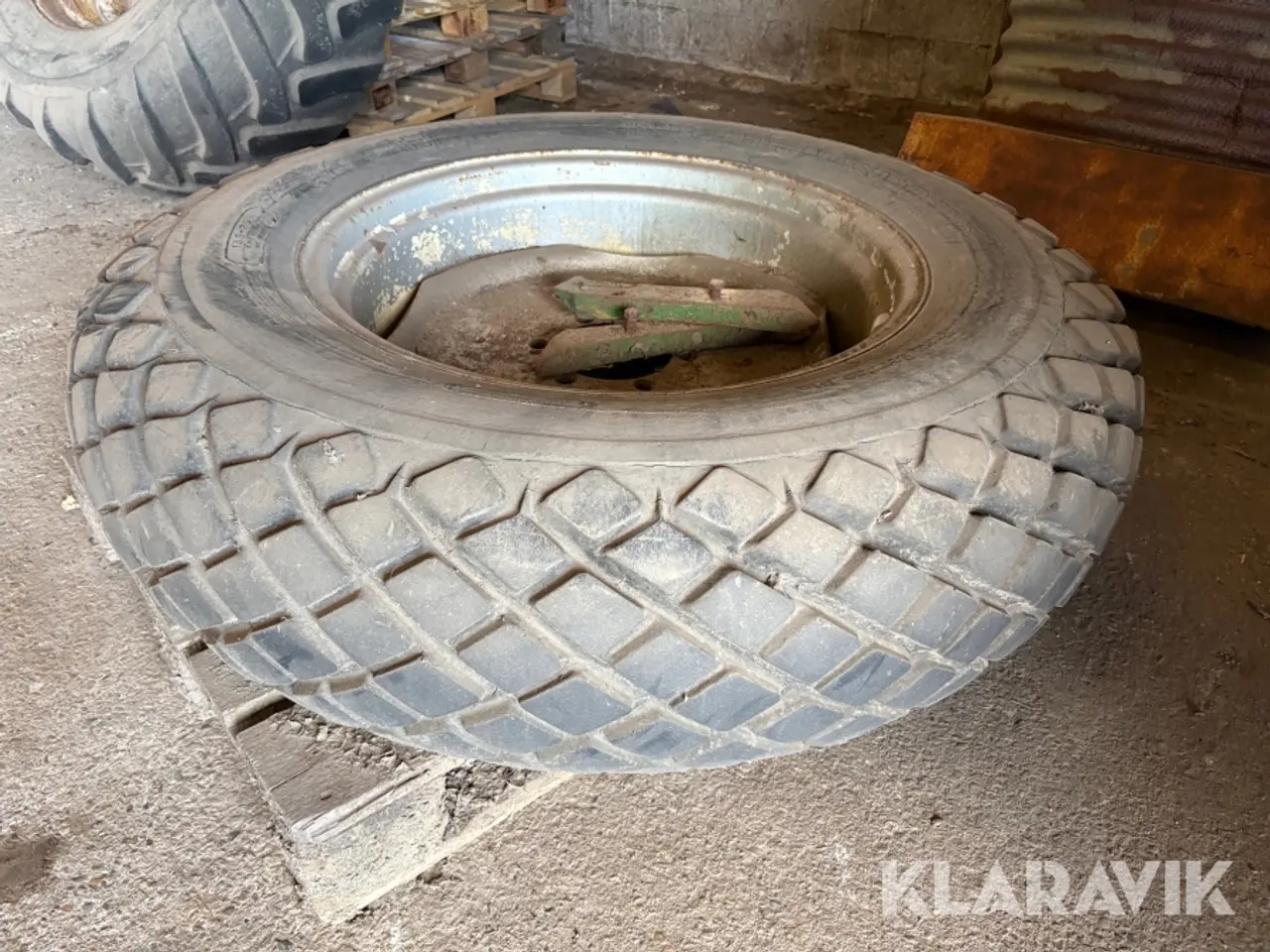 Billede 1 - Landbrugsdæk Bridgestone 13.6-28 1 Styk