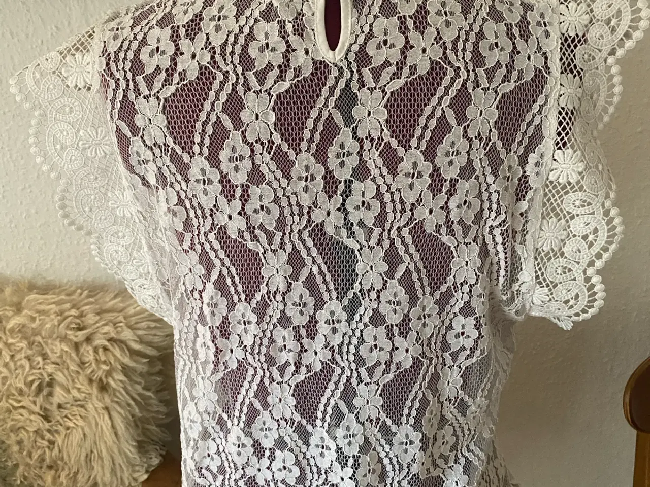 Billede 3 - Hvid blonde top M