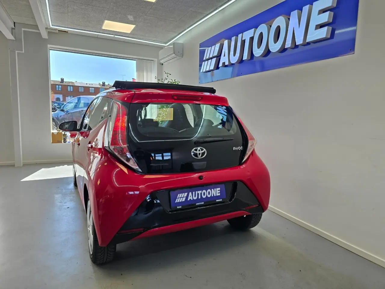 Billede 3 - Toyota Aygo 1,0 VVT-i x-wave Sky