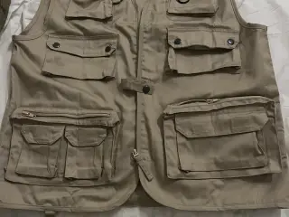 Kaki vest str M