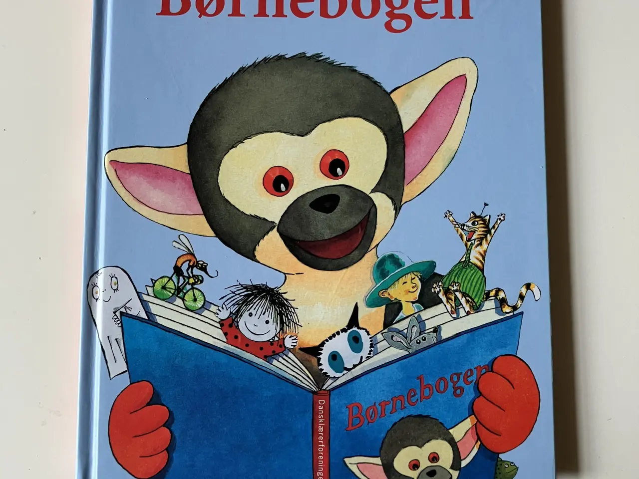 Billede 1 - Børnebogen. Af Dorthe Eriksen, Benedicte Riis