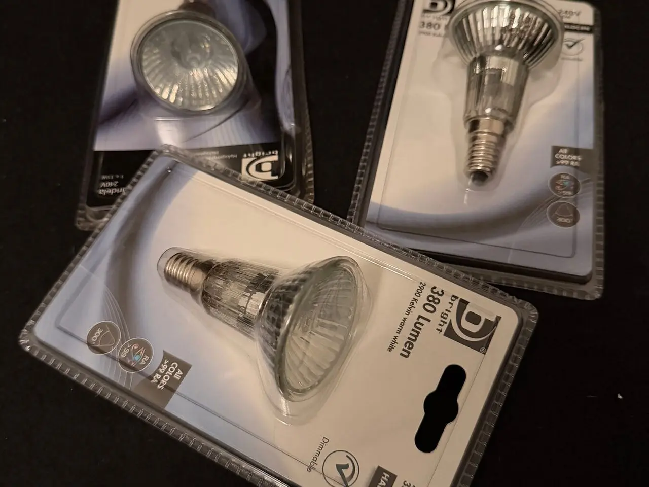 Billede 4 - Bright halogenpærer E14 35W – 3 stk. nye