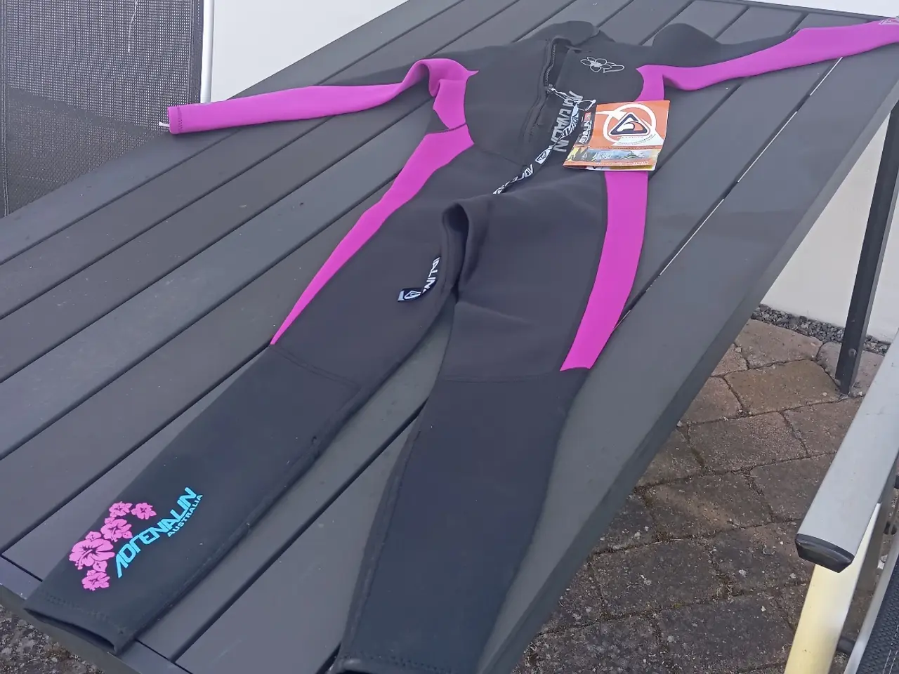 Billede 3 - Våddragt pige model i pink. NYPRIS
