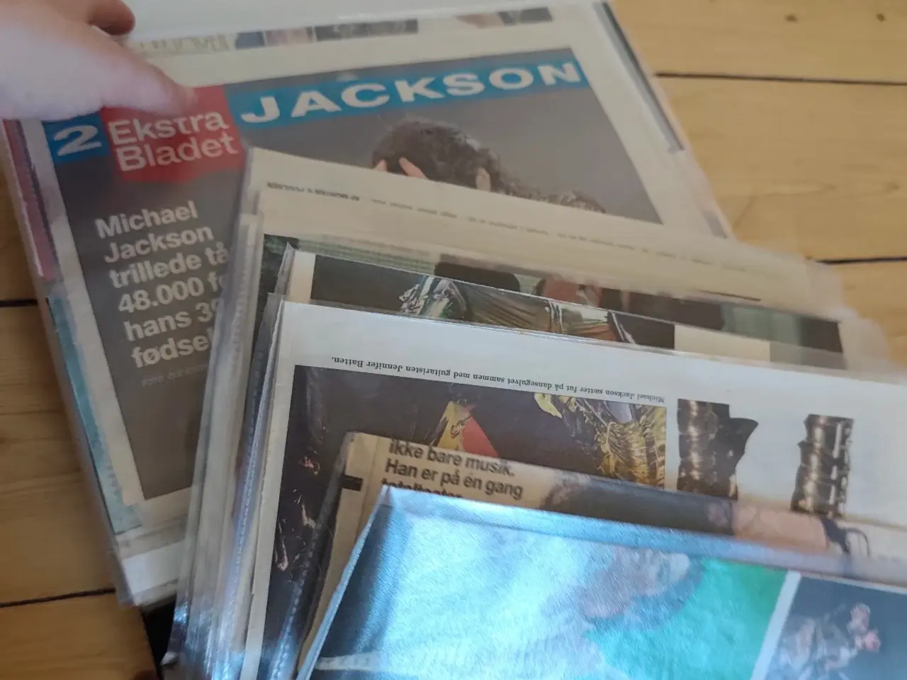 Billede 20 - Aviser mm. fra Michael Jackson besøgte KBH