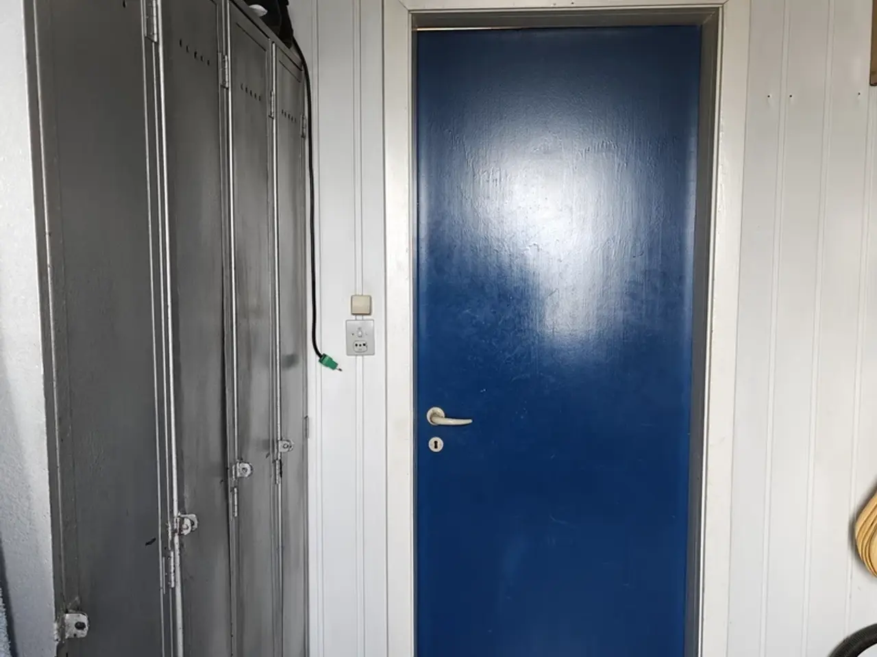 Billede 8 - Bilværksted - Bilforhandler - Lager - 18 P-pladser