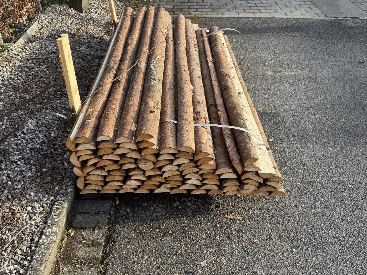Billede 1 - Halve granrafter 6-10 cm i diameter