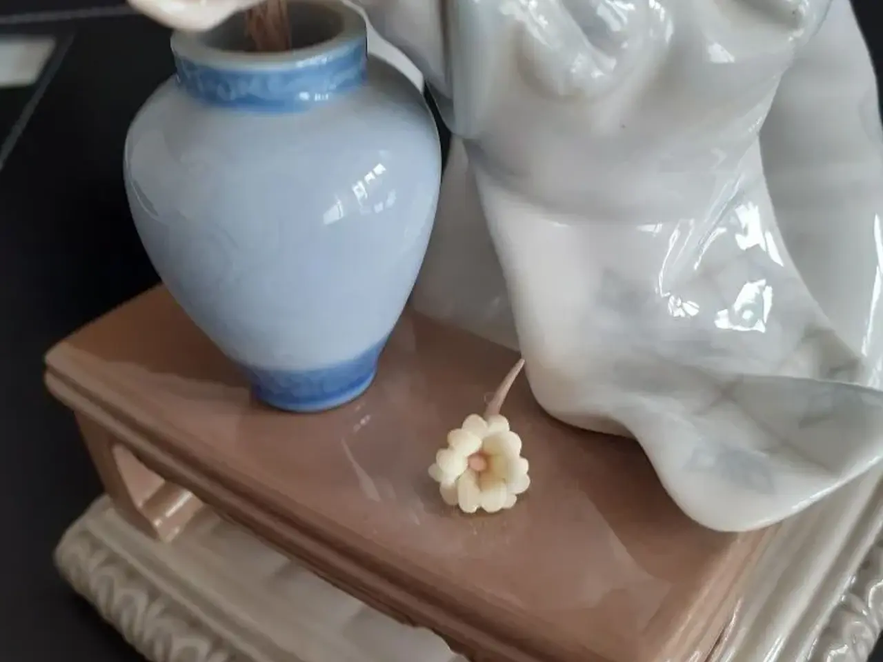 Billede 5 - Lladro "Daisa" figur.