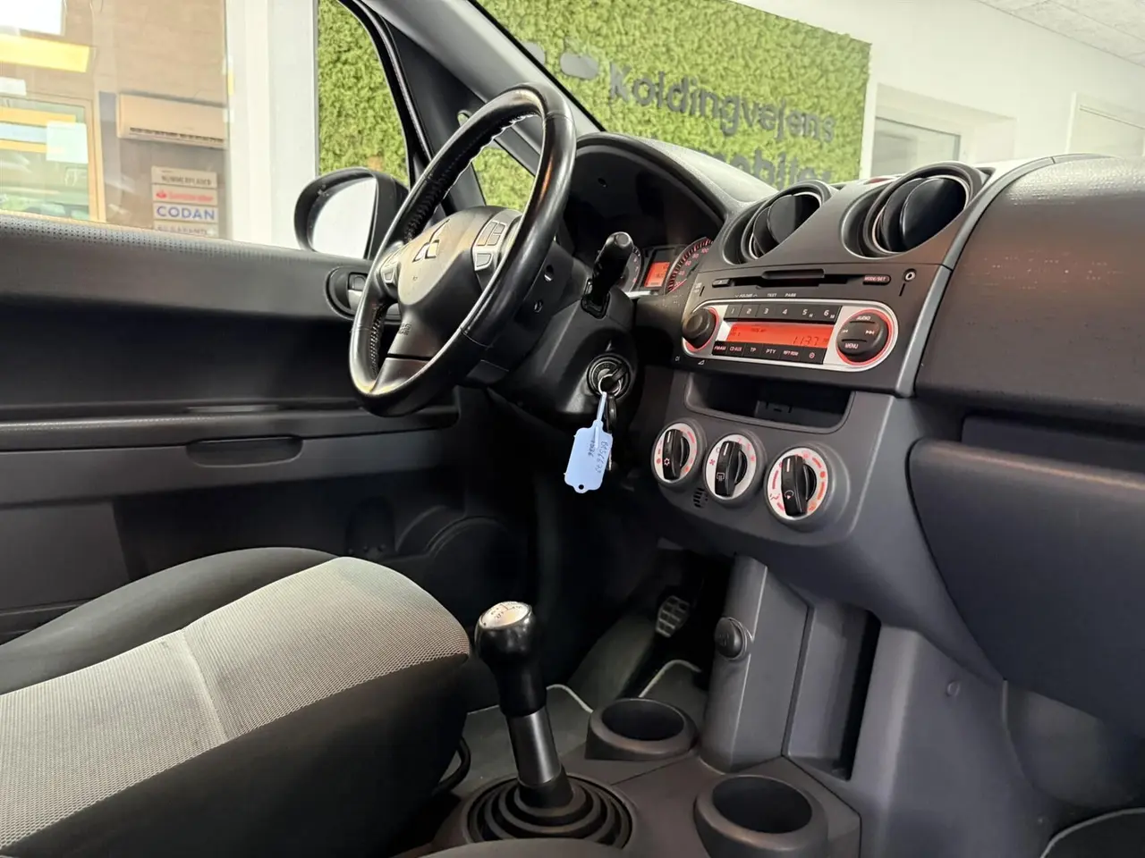 Billede 7 - Mitsubishi Colt 1,3 ClearT Elegance CP 95HK 5d