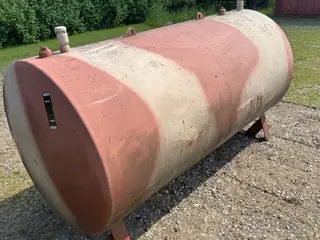 Tank 2500L