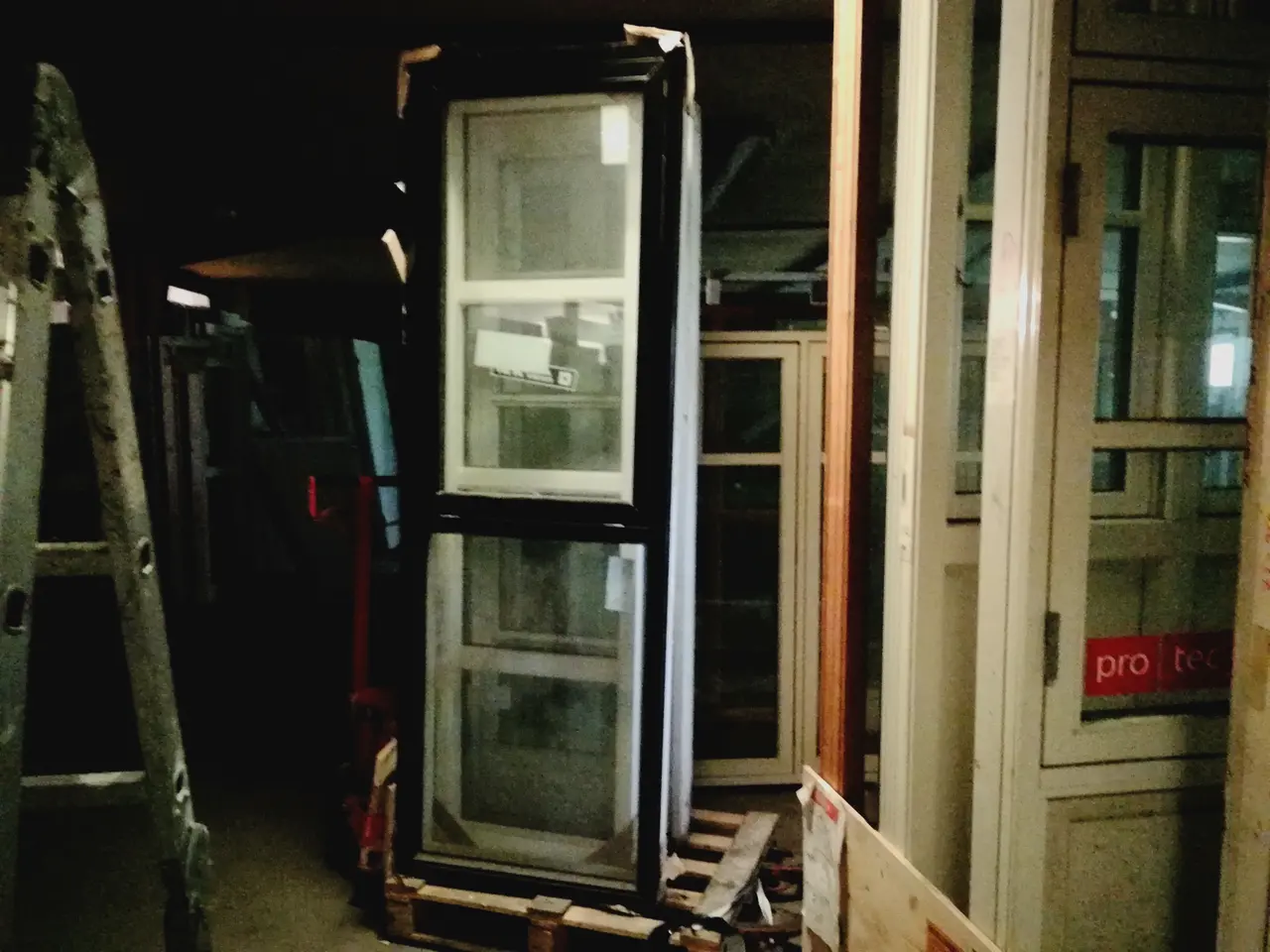 Billede 2 - NYT KOMBI VINDUE, TRÆ/ALU SORT, 70,8X211,8