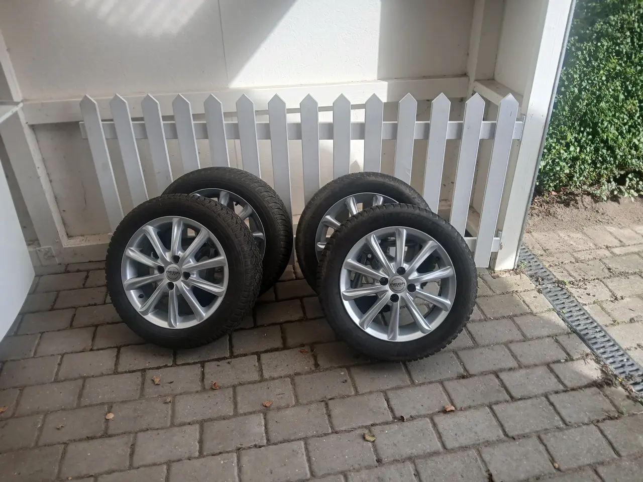 Billede 1 - Vinterdæk på alufælge 185/55R 15