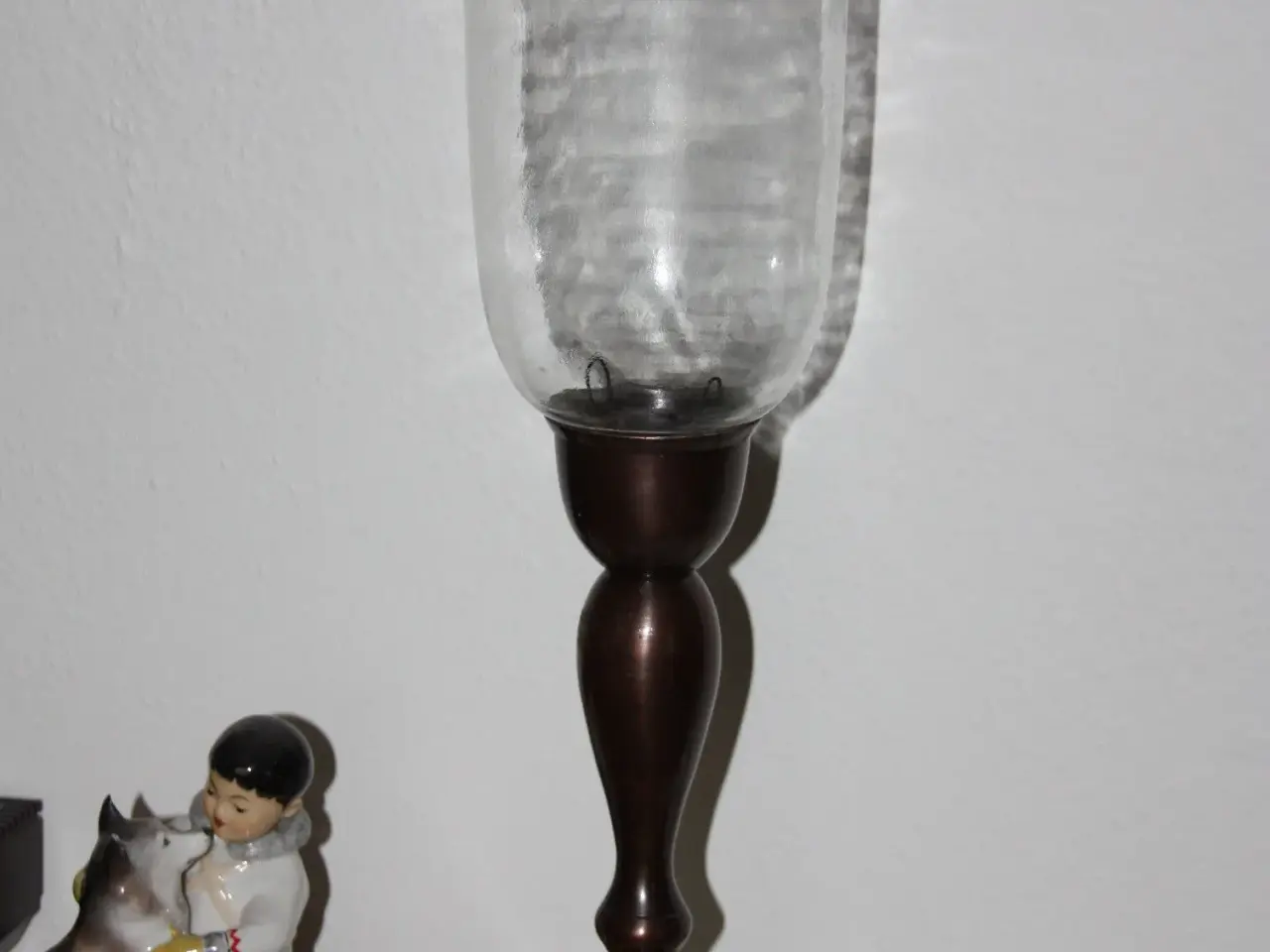 Billede 2 - Lysestage i metal og glas højde 47,5 cm