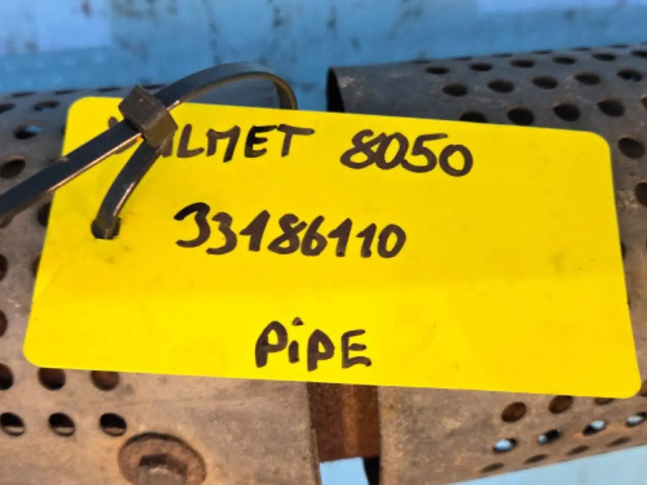 Billede 14 - Valmet 8350 Udstødningsrør 33184100