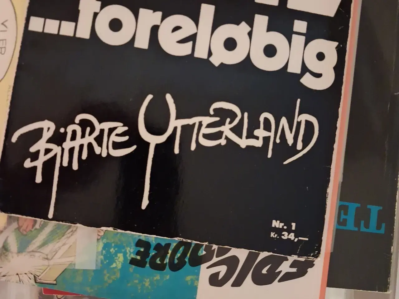 Billede 15 - Blade, hæfter,tegneseriernalbums kasse