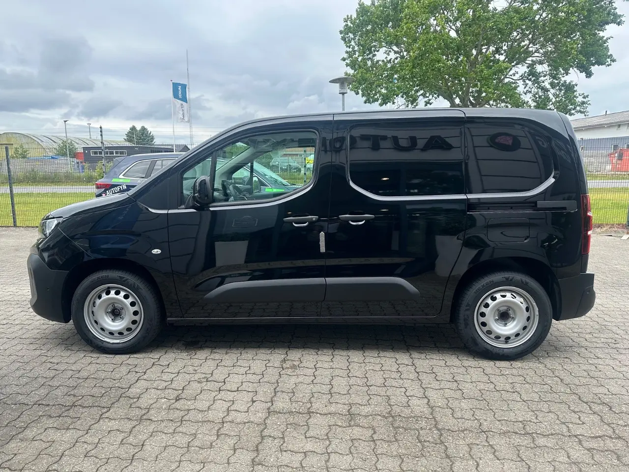 Billede 4 - Peugeot Partner 1,5 BlueHDi 130 L1V1 Plus EAT8 Van