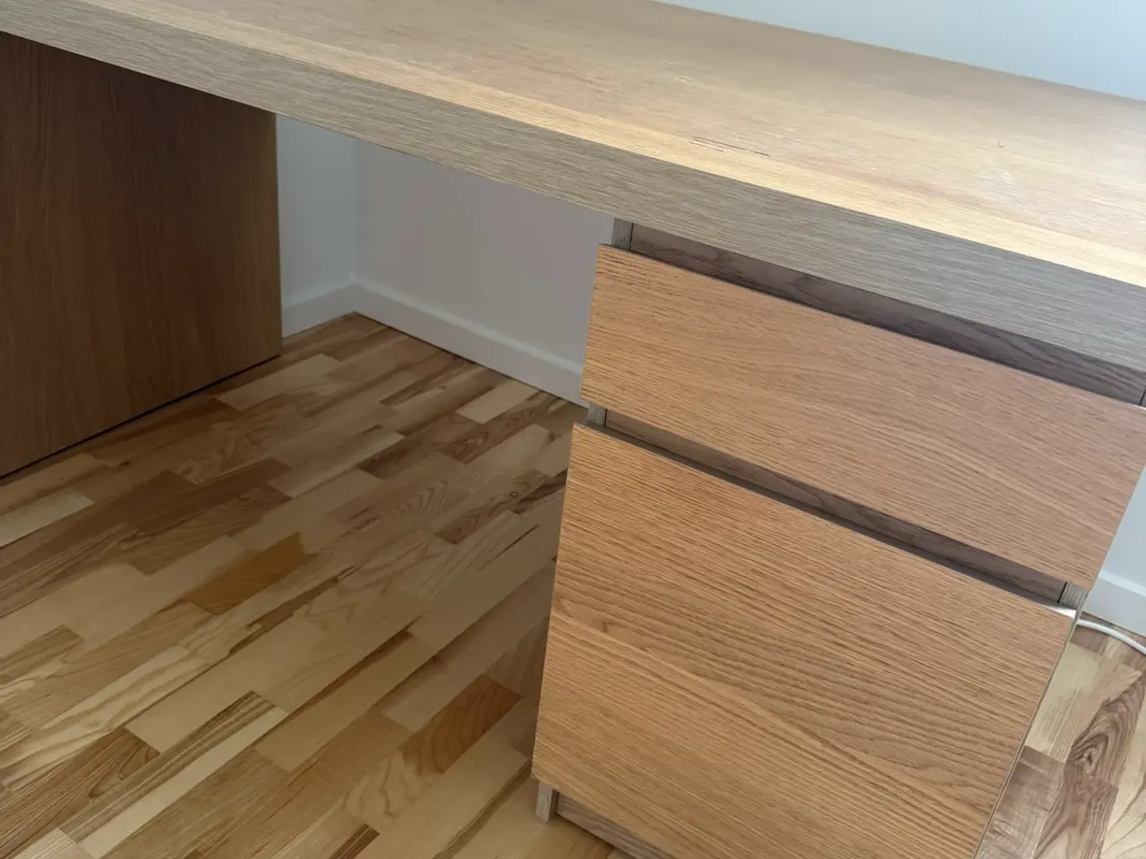 Billede 1 - Gratis Ikea skrivebord
