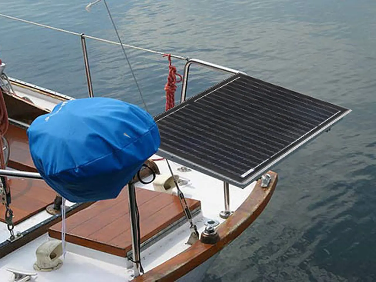 Billede 1 - Båd solanlæg 60 Wp med MPPT – 240 Wh/døgn