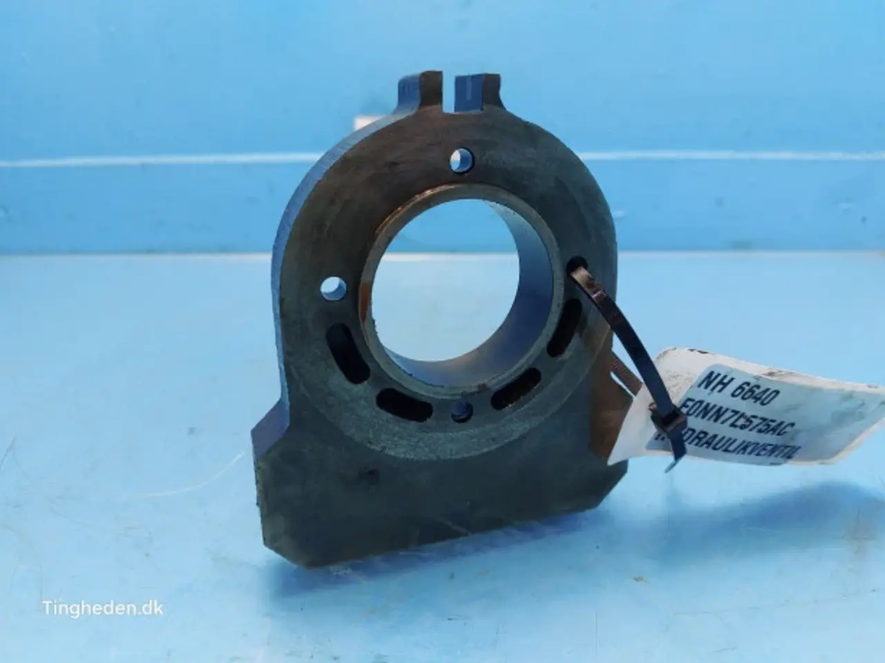 Billede 6 - New Holland 6640 Hydraulikventil F0NN7L575AC