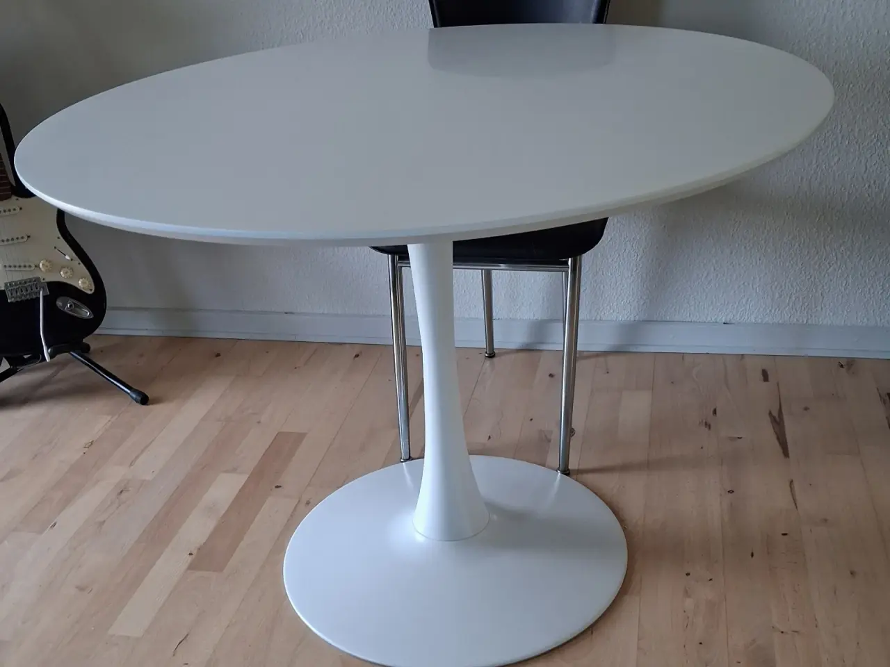 Billede 1 - Rundt spisebord 