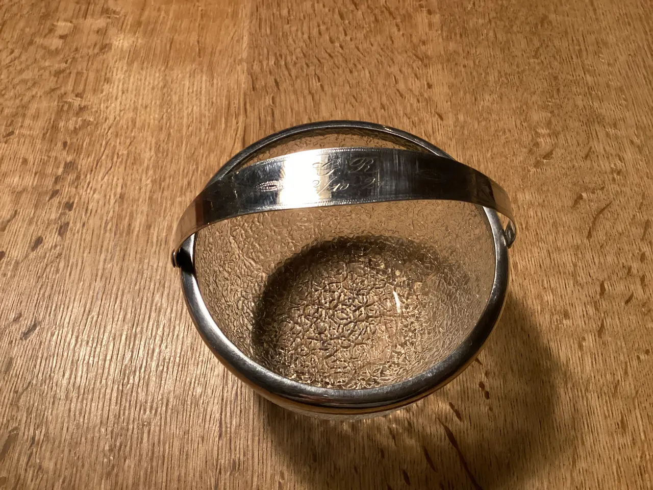 Billede 2 - Kandisskål Frostet Glas m/årstal 1921 i hank