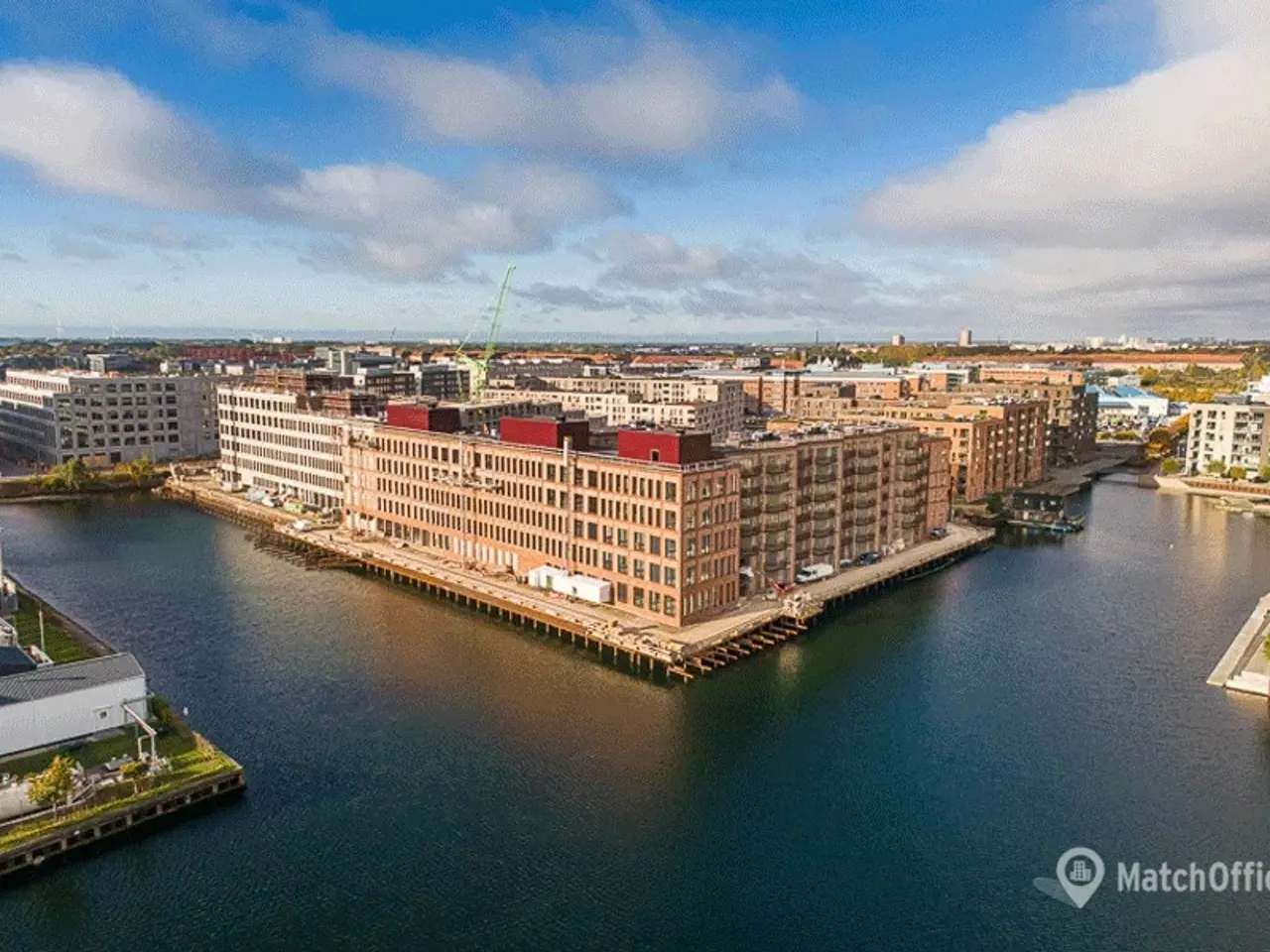 Billede 3 - 1.609 m² KONTOR MED FÆLLES KANTINE OG MØDECENTER - OG VANDUDSIGT!