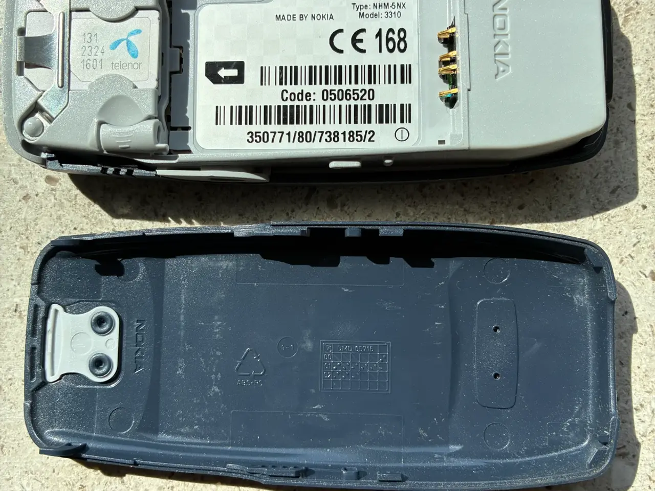 Billede 5 - Nokia 3310 med lader