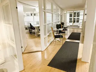 Indflytningsklart kontor ved Kultorvet og Nørreport – op til 20 arbejdspladser - mulighed for møbleret overtagelse