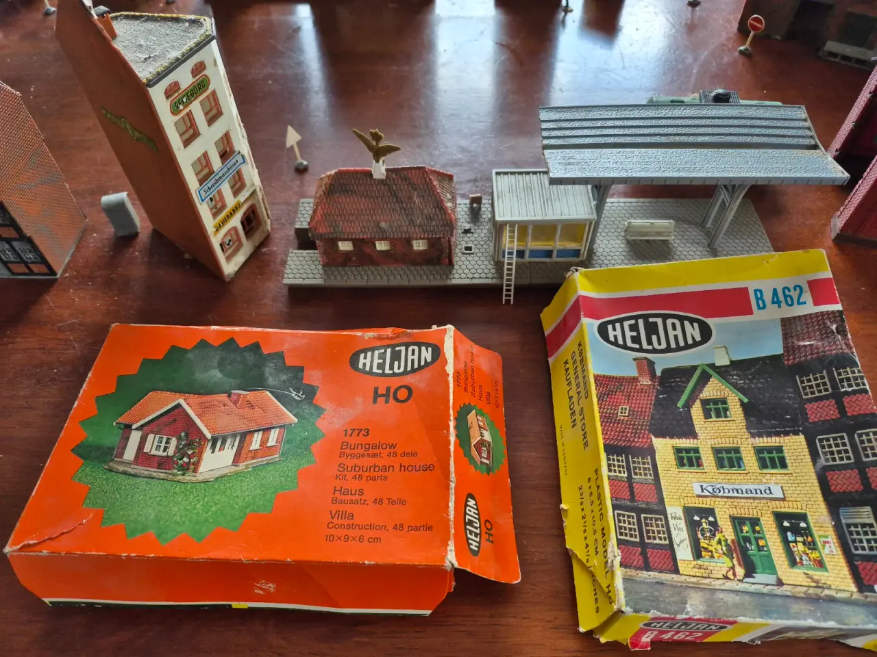 Billede 4 - Model samling heljan og faller