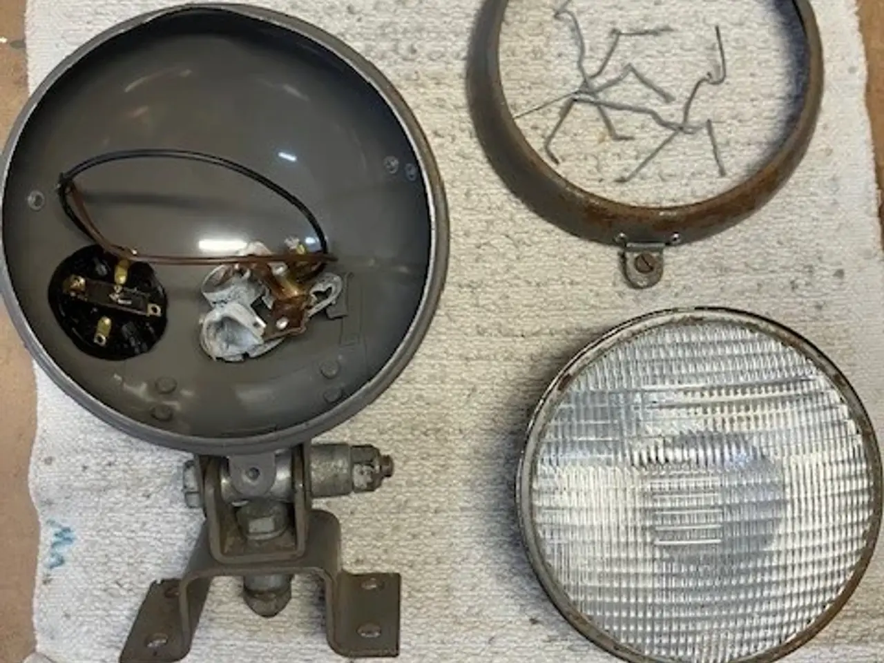 Billede 2 - Massey Ferguson arbejdslampe