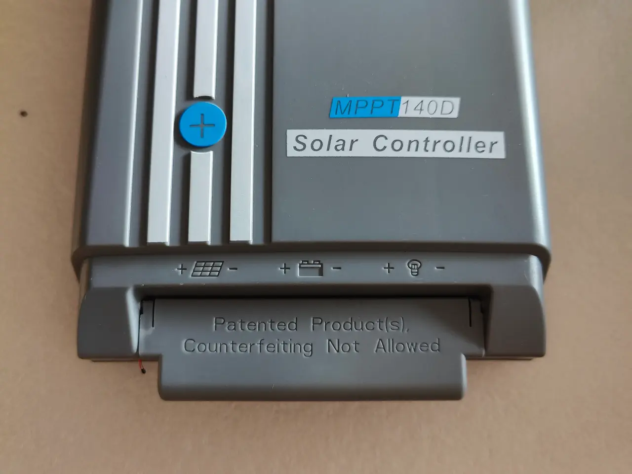 Billede 2 - 12/24 volt MPPT 100/40 oplader til off grid anlæg