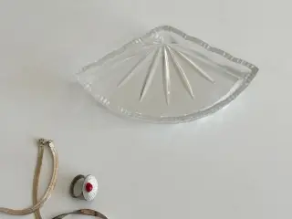 Smykkeskål, presset glas