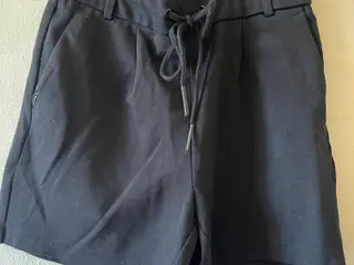 Forskellige shorts i xs