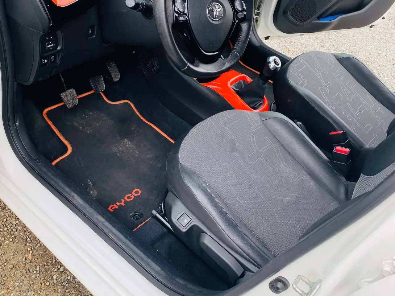 Billede 4 - Aygo med El-skydetag